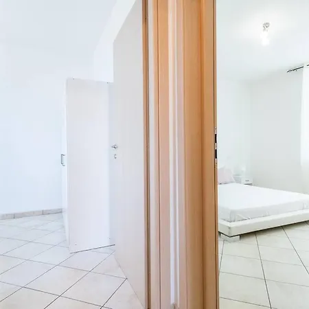 -villa Emily- Parking, Garden & Wi-fi * Pisa