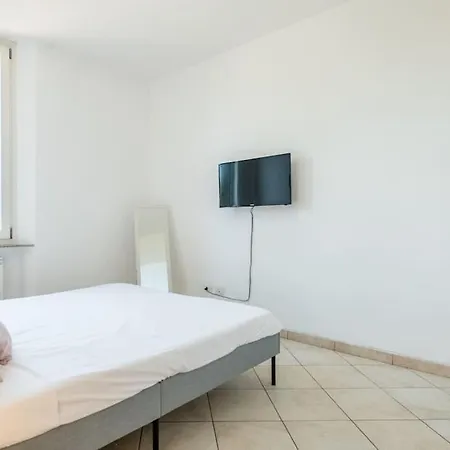 -villa Emily- Parking, Garden & Wi-fi Apartment *